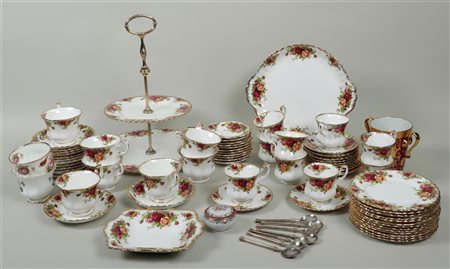 An extensive Royal Albert coffee and cake service with Country Roses decor.