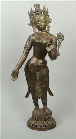 A bronze statue of a standing Thara. Tibet, 20th century.H. 75 cm.