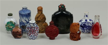 A lot of various snuff bottles. China, 19/20th century.