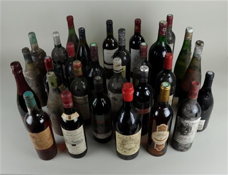 A large lot of various vintage wines, including a large part of Bordeaux....