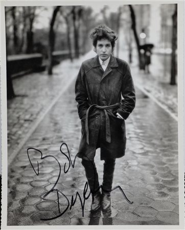 Richard Avedon (1923 - 2004), Bob Dylan in Central Park, New York, February...