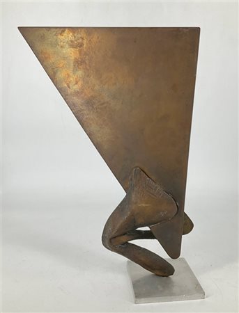 Giacomo Benevelli "Senza titolo" 1977
scultura in bronzo e metallo su base in ac