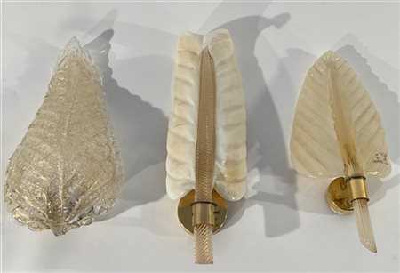 Barovier e Toso Tre applique diverse in vetro soffiato trasparente, incolore, la