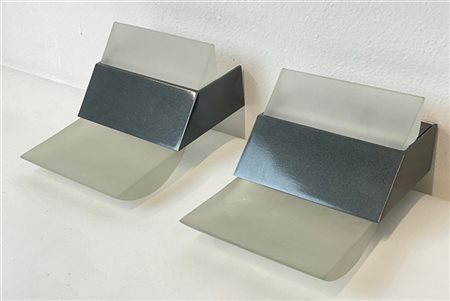 Leucos Coppia di lampade da parete. Murano, anni '70. Struttura in alluminio ver