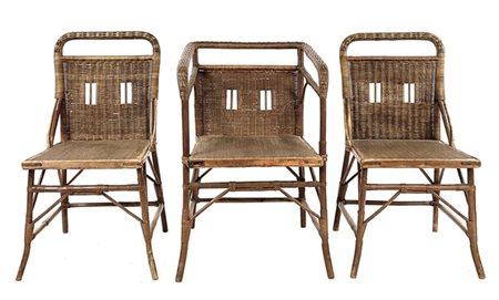 Lotto composto da una poltroncina e una coppia di sedie in manao scortecciato e