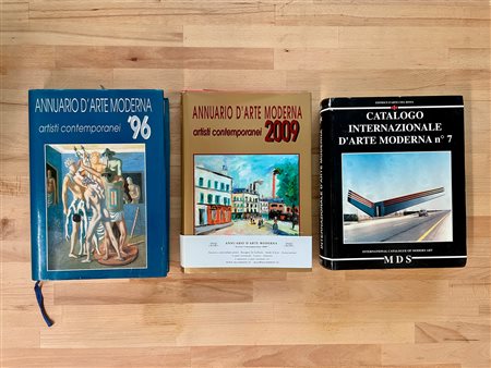 ANNUARI D'ARTE MODERNA E CONTEMPORANEA - Lotto unico di 3 annuari d'arte