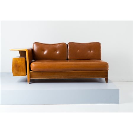 GIO PONTI (Attr.le), Divano con struttura