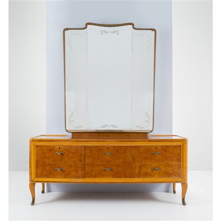 VALZANIA, Mobile e specchio