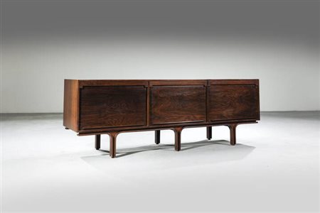 GIANFRANCO FRATTINI<BR>Credenza della serie 550
