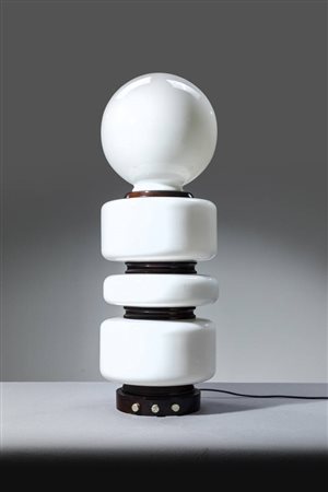 PRODUZIONE ITALIANA<BR>Lampada da tavolo