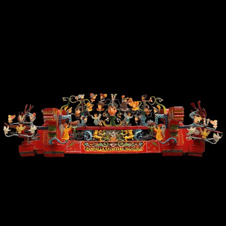 Frammento di carretto (cascia di fuso) in legno e metallo, 20° secolo