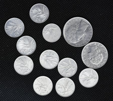 LOTTO DI 12 MONETE REPUBBLICA ITALIANA - 2 lire 1957 - 2 lire 1957 - 2 lire...