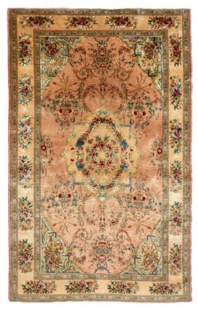 Tappeto Kirscheir, Anatolia, secolo XIX. Annodato a mano in seta su ordito e tr