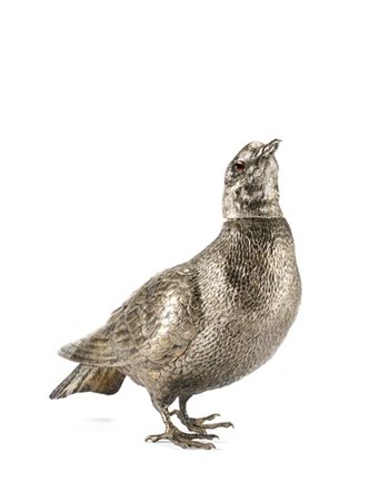 Contenitore con coperchio in foggia di colombo in argento con piumaggio cesella