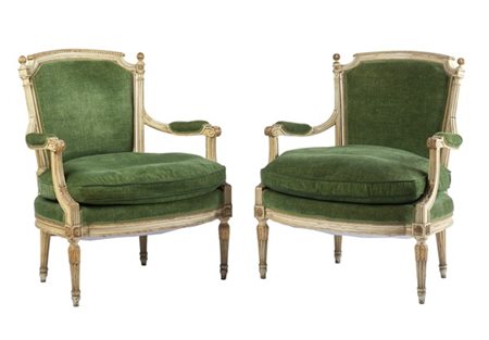 Coppie di poltrone laterali in legno intagliato e laccato con braccioli, schien