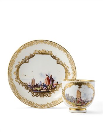 Manifattura di Meissen. Tazzina in porcellana decorata in policromia con scene