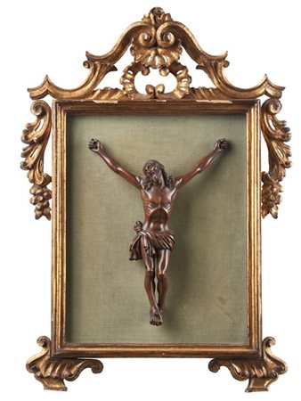 Artista del secolo XVIII. "Cristo crocifisso", scultura in legno in cornice in