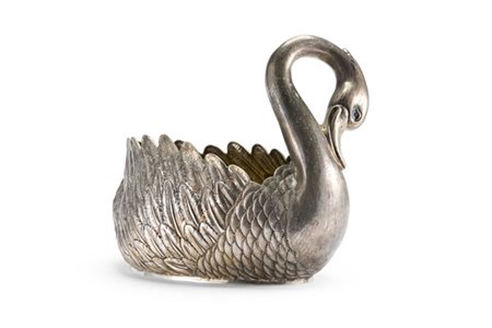 Rinfrescatoio in argento a forma di cigno con collo inciso e piumaggio sbalzato