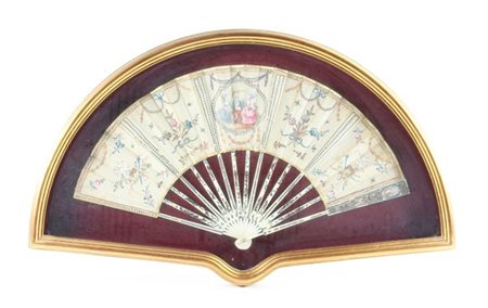 Arte del secolo XVIII - XIX. Lotto composto da tre ventagli con stecche in avor