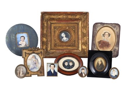 Arte del secolo XIX- XX. Gruppo di dieci diverse miniature raffiguranti ritratt