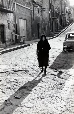 MARIO DE BIASI 1923 Senza titolo, anni 50 Stampa ai sali d'argento, cm. 30 x...