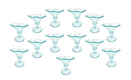 N. 18 coppe in vetro color turchese