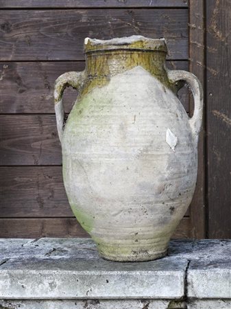 Anfora olearia in terracotta chiara   