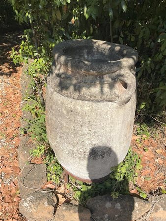 Grande orcio in terracotta anticata    