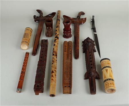 A large lot of miscellaneous items including krisses and lidded boxes.