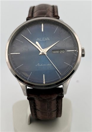 A lot of three dress watches consisting of Caravelle, Alba & Leon Hudson.