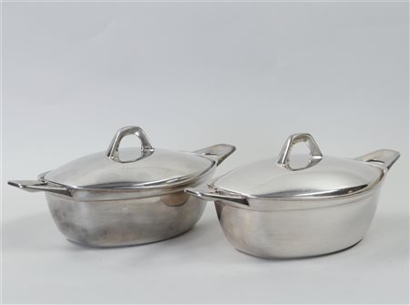 A set of two silver-plated lidded dishes, WMF. Germany, 20th century. 28 x 11...