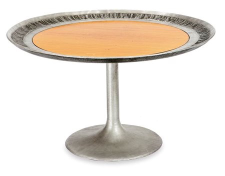 RIZZATO Tavolino da salotto con struttura in fusione di alluminio e ripiano...