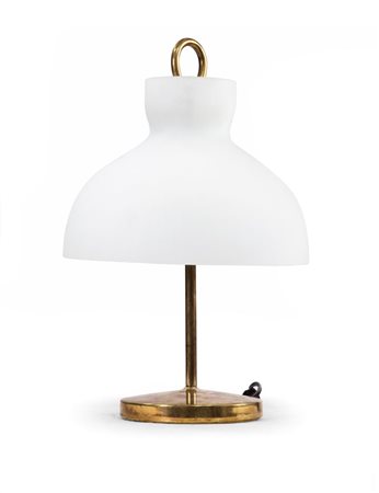GARDELLA IGNAZIO Arenzano Lampada da tavolo in ottone e vetro opalino. Prod....