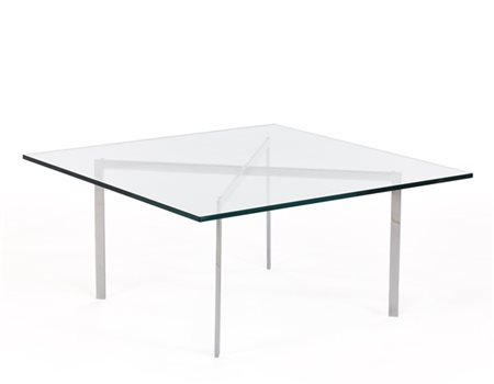 Ludwig Mies van der Rohe Tavolo basso modello "Barcelona". Produzione Knoll, USA