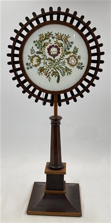 Parafiamma in palissandro e legno chiaro con base quadrata, schermo in vetro en