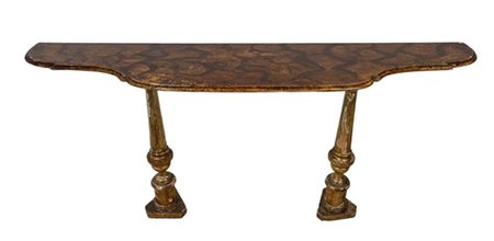 Console realizzata con doppio antico sostegno tornito e dorato e piano sagomato