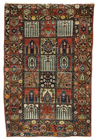 Tappeto Bachtiari, Persia, secolo XX. Decoro a giardino policromo (cm 206x138)
