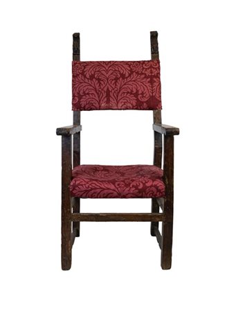 Antico scranno con montanti e gambe squadrati, terminali intagliati, seduta e s