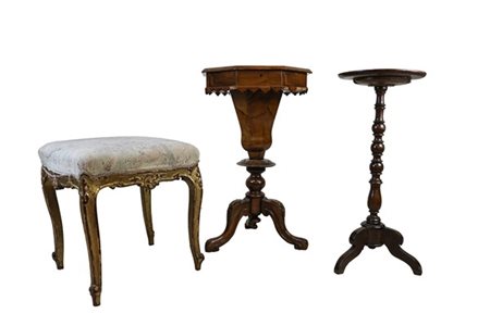 Lotto composto da un tavolino da lavoro, un tavolino con piano circolare ed uno