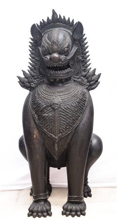  
Grande leone guardiano  Indonesia fine XIX - inizio XX secolo
 altezza 100 cm
