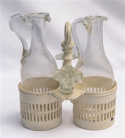  
Cruvette con due bottiglie - Manifattura Colonnese Anni '40 del XIX secolo
ceramica smaltata bianca 20 cm