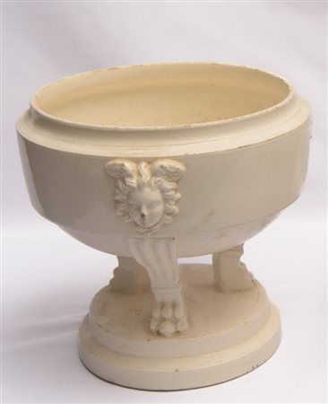  
Gelatiera Manifattura napoletana, inizio XIX secolo
ceramica smaltata bianca 23 x 23 cm