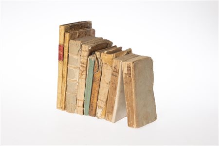 Lotto di nove volumi formato 8°/12°/16, comprende:   