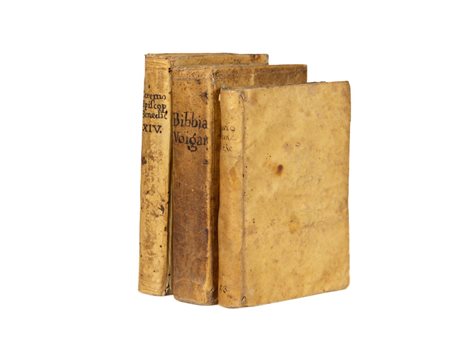 Lotto di tre volumi rilegati in pergamena:   