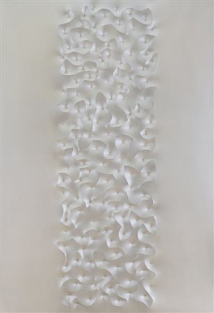 AMADIO GIUSEPPE Todi 19/05/1944Agevotela estroflessa argento cm. 160x110,...