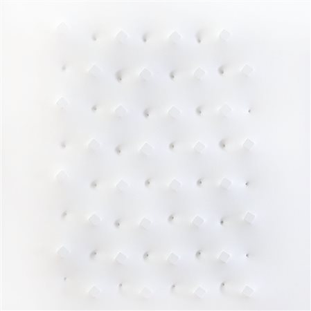 AMADIO GIUSEPPE Todi 19/05/1944Braddatela estroflessa bianca cm. 70x70x5,...