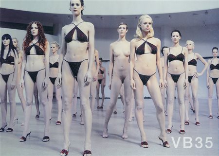 BEECROFT VANESSA Genova 1969Senza titolo VB35, 1999poster su carta cm. 50x70...