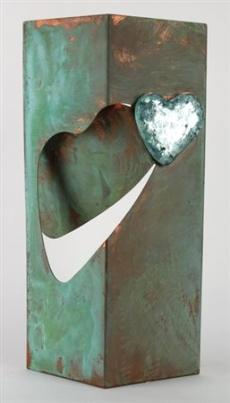 CARLO CANESTRARI Grumo 1922 - 1988 Cuore Scultura in rame dipinto con...
