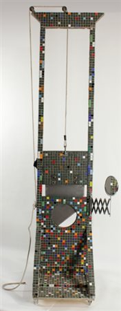 ASCANIO RENDA Scafati 1957 Ghigliottina, 2010 Scultura in materiale composto...