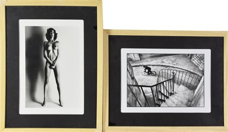 LOTTO DI DUE FOTOLITOGRAFIE 1) Helmut Newton fotolitografia, cm 32x22 timbro...
